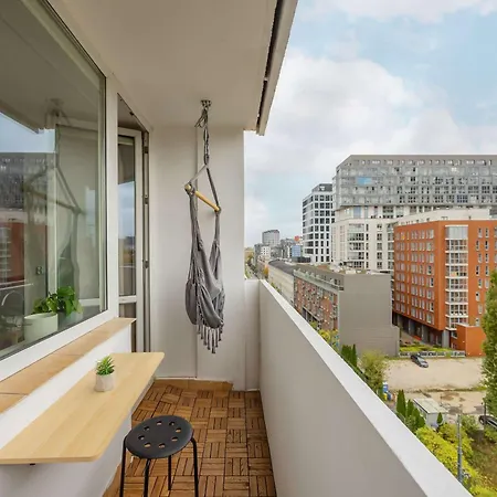 Unique 2 Bedroom With Air Conditioning In By Renters Warschau