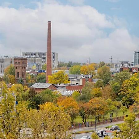 Unique 2 Bedroom With Air Conditioning In By Renters Varsovie