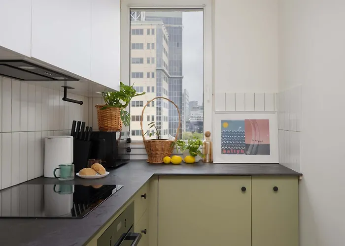 Unique 2 Bedroom With Air Conditioning In By Renters Lejlighed