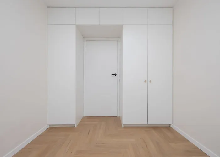 Lejlighed Unique 2 Bedroom With Air Conditioning In By Renters *